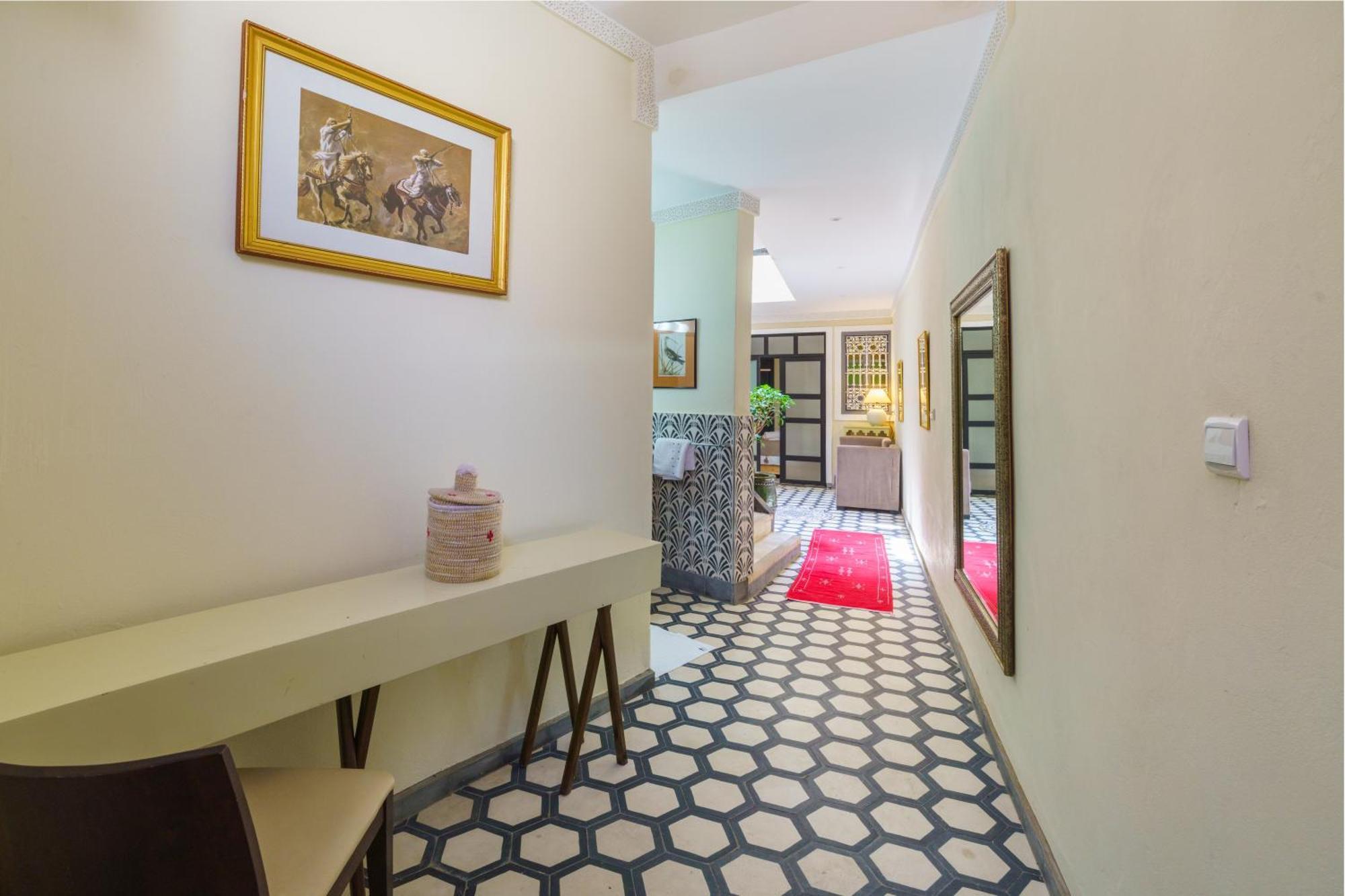 Riad 4 Chambres - Piscine & Petit Dejeuner Gratuit - Wifi Fibre Optique Marrákes Kültér fotó