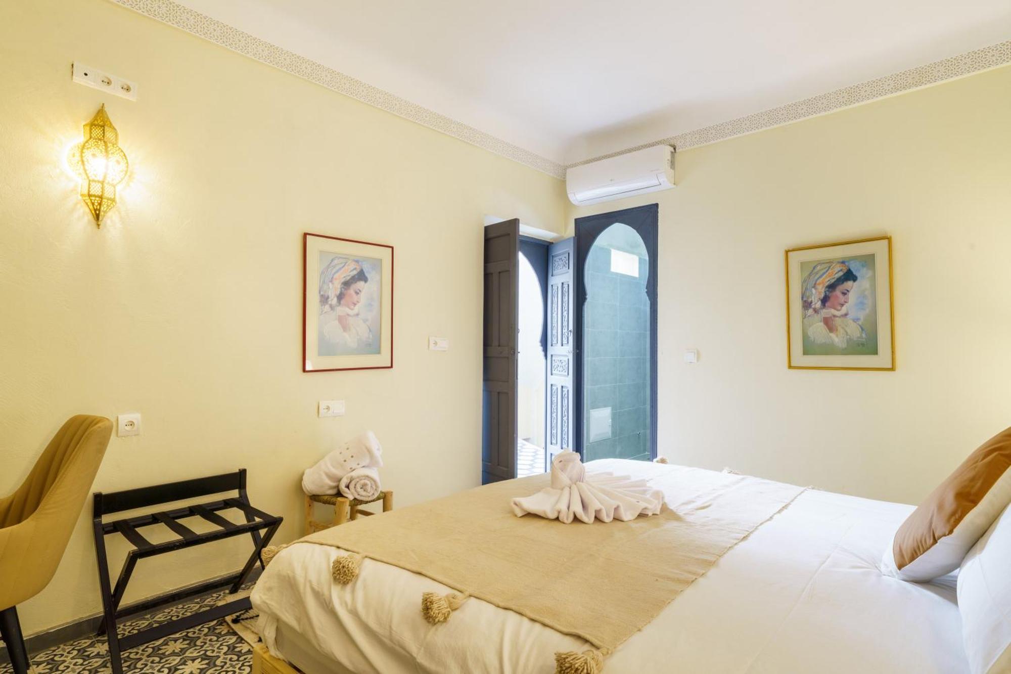 Riad 4 Chambres - Piscine & Petit Dejeuner Gratuit - Wifi Fibre Optique Marrákes Kültér fotó