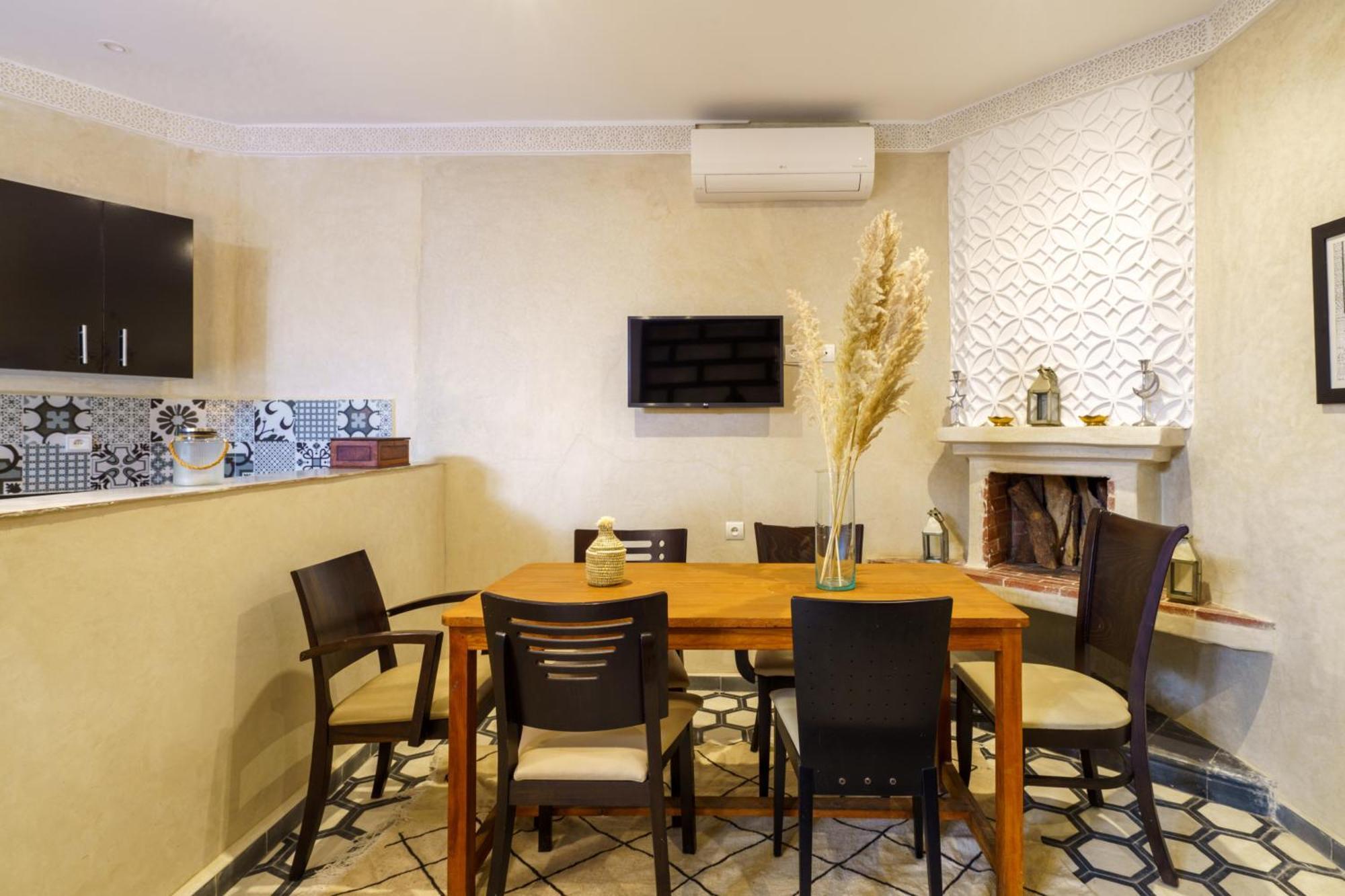Riad 4 Chambres - Piscine & Petit Dejeuner Gratuit - Wifi Fibre Optique Marrákes Kültér fotó